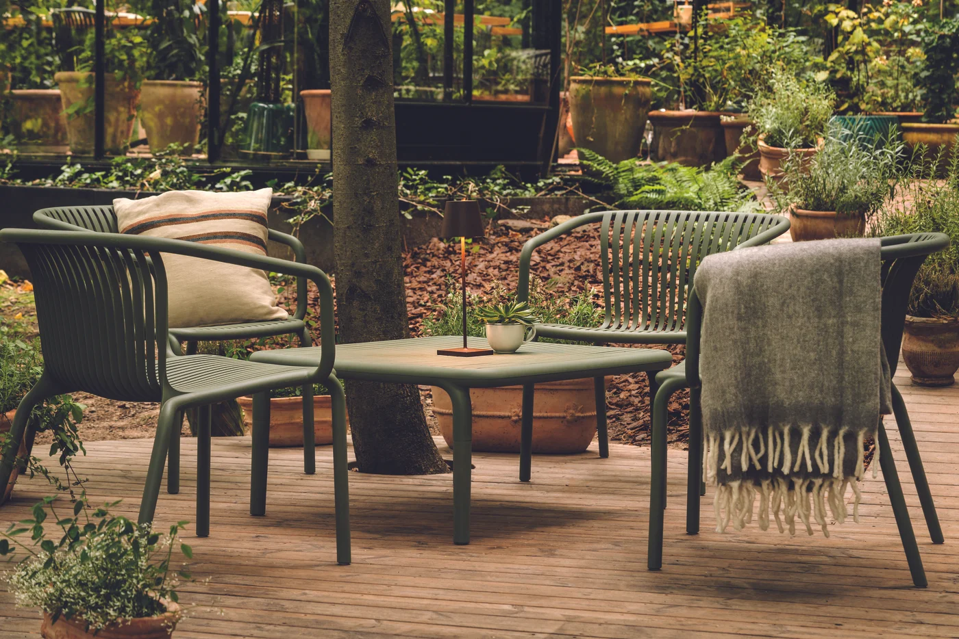 stalas verslui, horeca stalas, kavos stalas, kavos staliukas, mažas staliukas, staliukas, pristatomas staliukas, staliukas