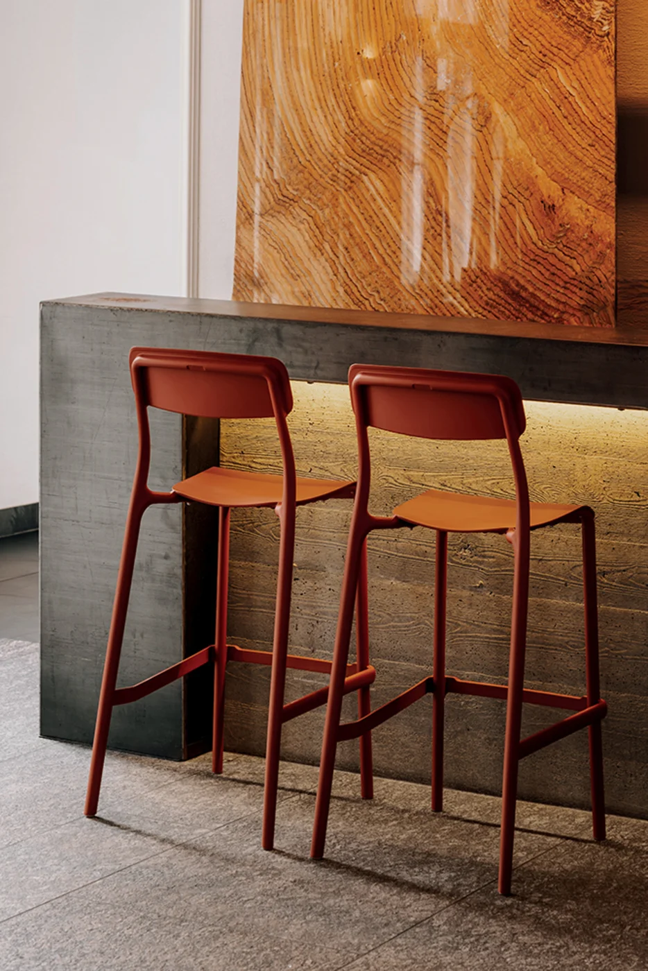 Baro kedes, kedes barams, aukstos kedes, kedes restoranams, kėdės kavinėms, kedes viesbuciams, baro kėdė